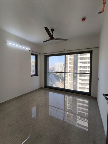 Room in 3 BHK Apartment at VJ Yashwin Nuovo Centro, Wakad – for Rent