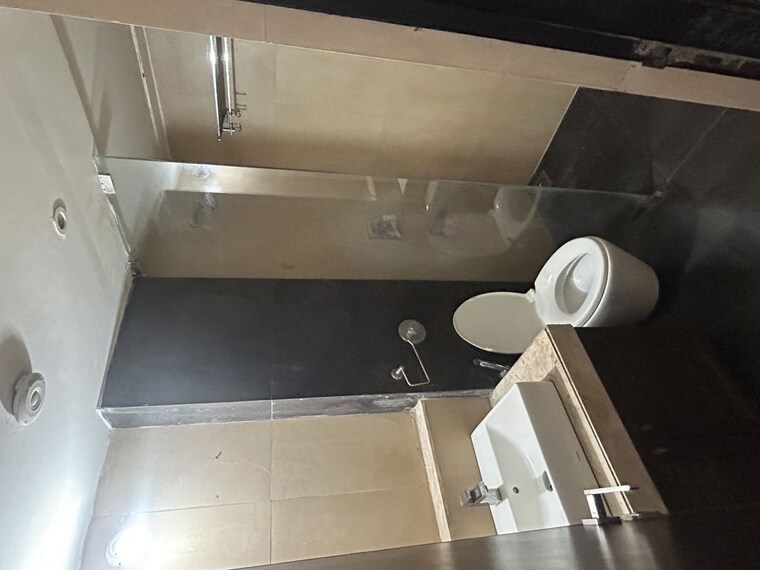 Attached Bathroom, lodha-splendora  1180 Sq.Ft. Apartment In Ghodbunder Road Thane 10086335