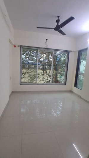 Room in 1 BHK Apartment at Neev Galaxy, Malad East – for Rent