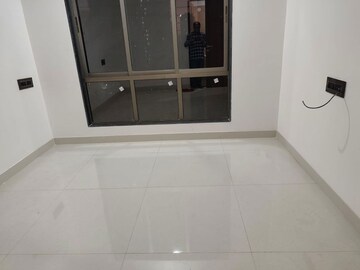 Bathroom in 1 BHK Apartment at Shiv Shakti Tower 28, Malad East – for Rent