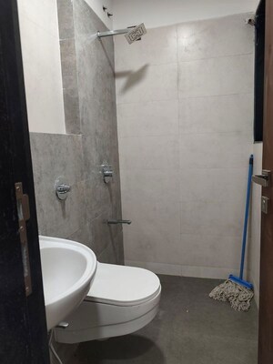 Attached Bathroom in 1 BHK Apartment at Shiv Shakti Tower 28, Malad East – for Rent