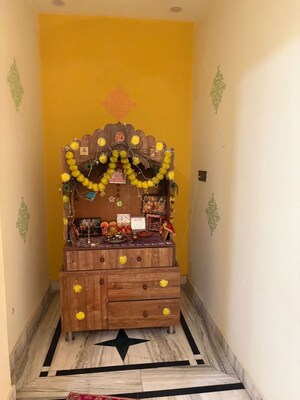 Furnished Amenities in 2 BHK Builder Floor at Sector 23 – for Rent