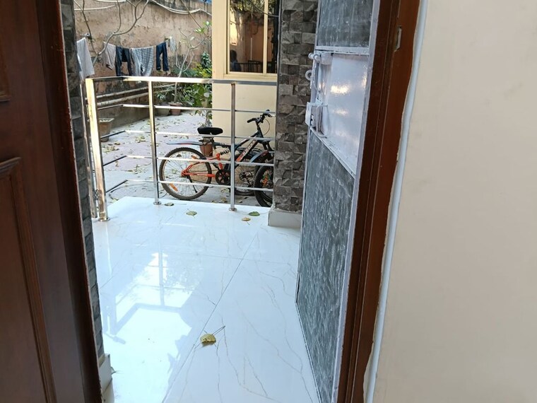 Balcony, ip extension 2 Bedroom 950 Sq.Ft. Apartment In Ip Extension Delhi 10086629