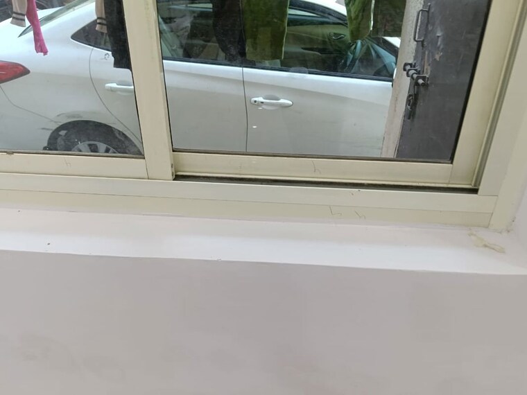 Balcony, ip extension 2 Bedroom 950 Sq.Ft. Apartment In Ip Extension Delhi 10086629