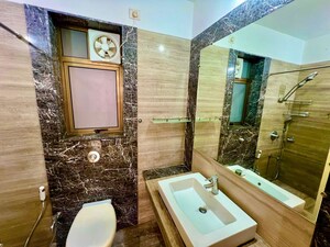 Furnished Amenities in 2.5 BHK Apartment at Kalpataru Aura, Ghatkopar West – for Rent