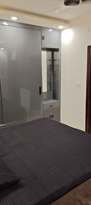 Bathroom in 2 BHK Builder Floor at Subhash Nagar – for Rent