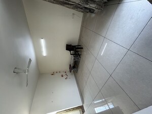 Bathroom in 1 BHK Builder Floor at South Extension I – for Rent