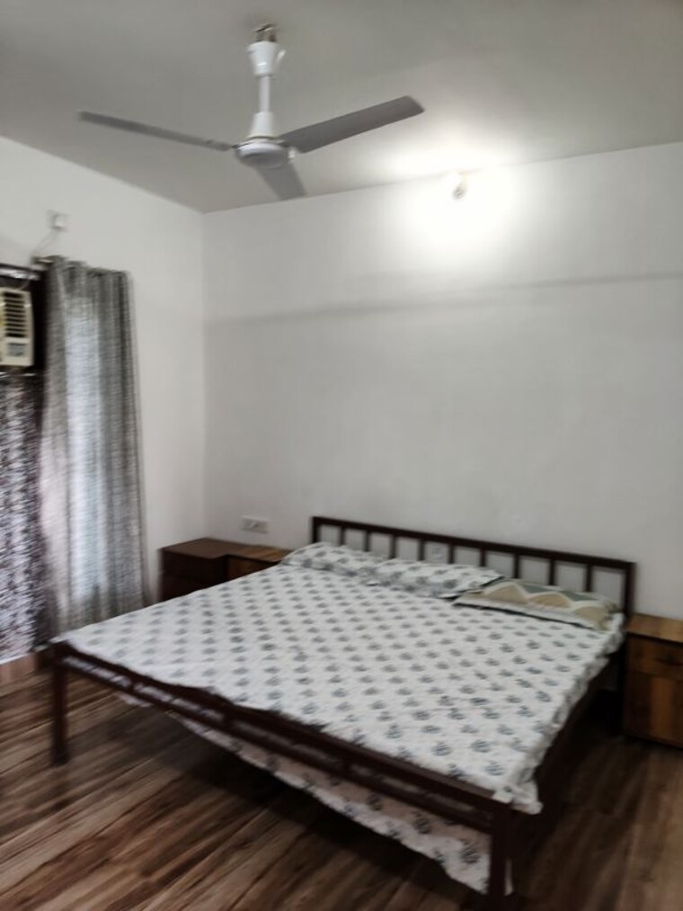 Bedroom, rwa-apartments-sector-71 1 RK 350 Sq.Ft. Independent House In Sector 71 Noida 10083175