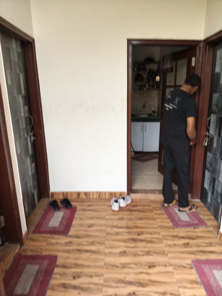 Living Room, rwa-apartments-sector-71 1 RK 350 Sq.Ft. Independent House In Sector 71 Noida 10083175