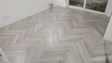 Bathroom in 3 BHK Apartment at Smart World Orchard, Sector 61 – for Sale