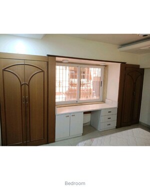 Master Bedroom in 4 BHK Apartment at Vashi Sector 28 – for Rent