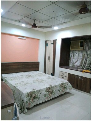 Master Bedroom in 4 BHK Apartment at Vashi Sector 28 – for Rent