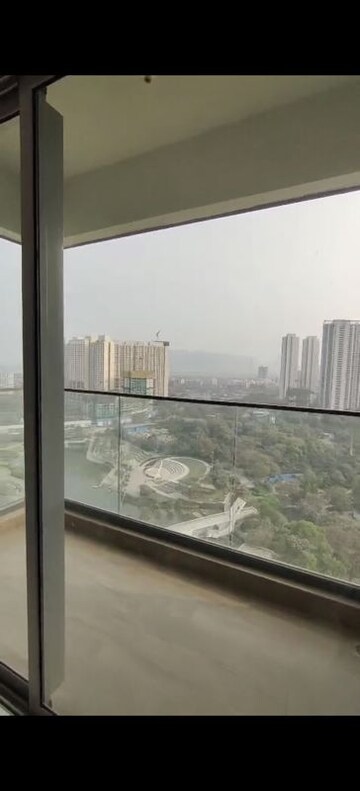 Kitchen in 4 BHK Apartment at Kalpataru Immensa, Kolshet Road – for Rent