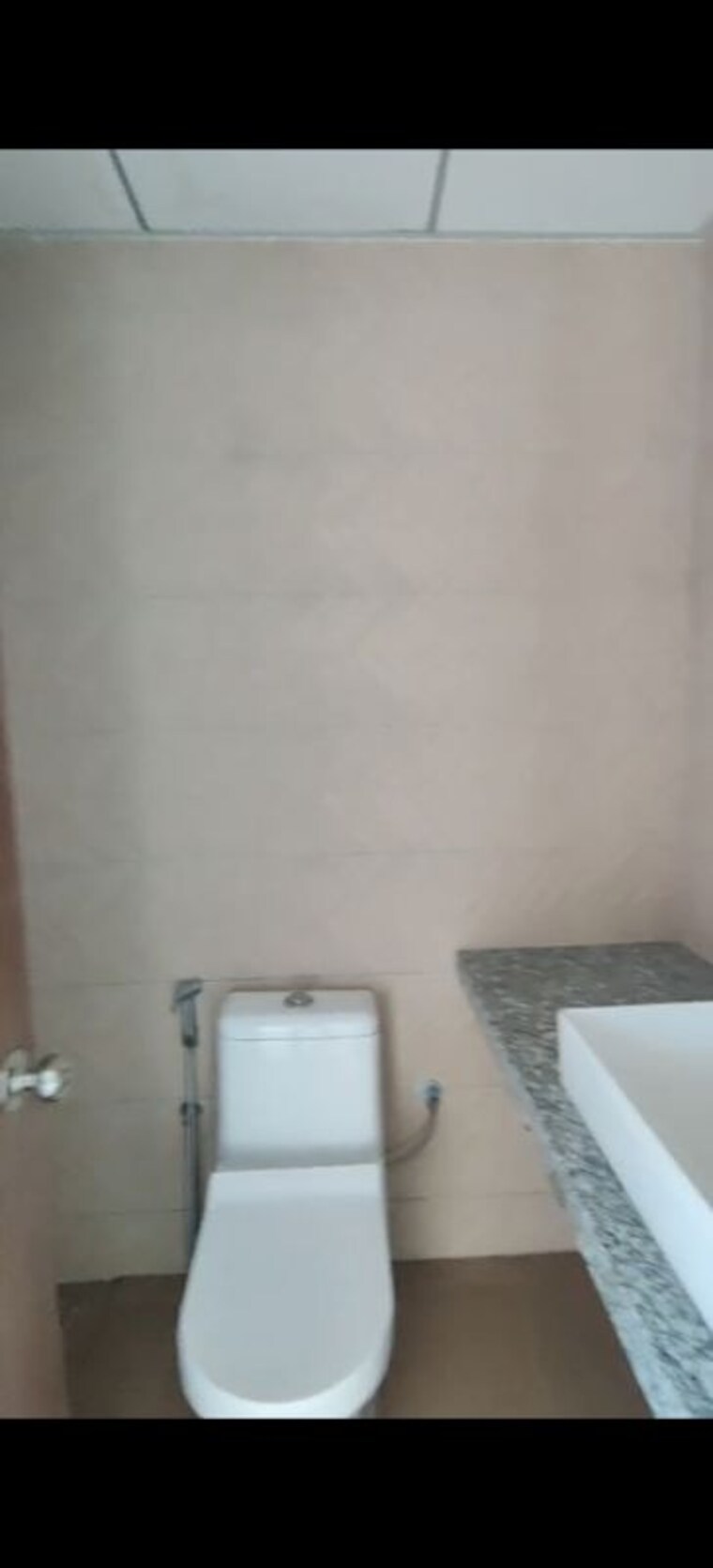 Bathroom, kalpataru-immensa 4 Bedroom 1750 Sq.Ft. Apartment In Kolshet Road Thane 10086703