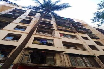 2 BHK Apartment – Exterior View View at Garden View CHS Andheri, Andheri West - for Rent