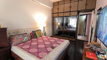 Bedroom in 2 BHK Apartment at Venus CHS Worli, Worli – for Rent