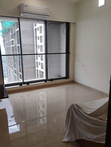 Room in 2 BHK Apartment at Dosti Eastern Bay Phase 2, Wadala – for Sale