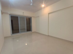 Room in 2 BHK Apartment at Vaibhavlaxmi Queens Glory, Chembur – for Rent
