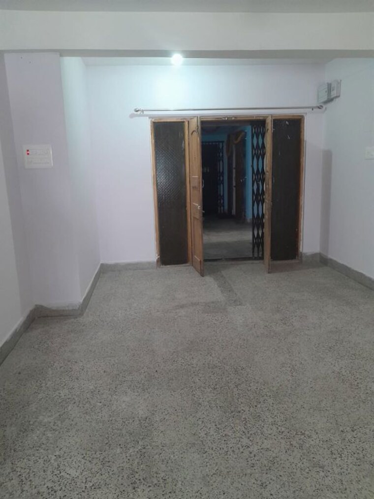 Room, kutchery road 3 Bedroom 1500 Sq.Ft. Apartment In Kutchery Road Ranchi 10086858