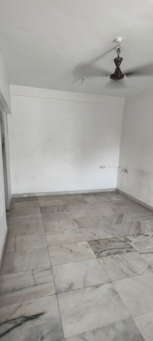 Room in 2 BHK Apartment at Laxmi Krupa Apartment, Borivali West – for Rent