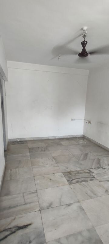 Room in 2 BHK Apartment at Laxmi Krupa Apartment, Borivali West – for Rent