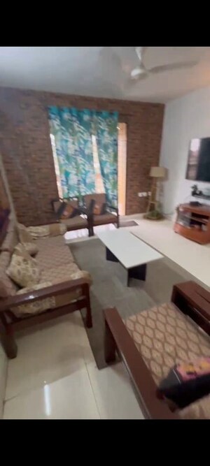 Team Area in 2 BHK Apartment at Camelot Society, Viman Nagar – for Sale
