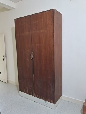 Furnished Amenities in 2 BHK Apartment at Belvalkar Ashirwad, Bhandarkar Road – for Rent