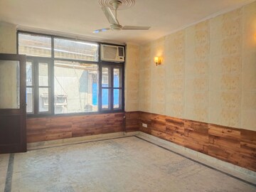 Room in 2 BHK Builder Floor at East Of Kailash – for Rent