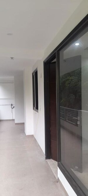 3 BHK Apartment For Sale in Emaar Palm Hills, Sector 77