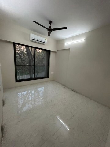 Bedroom in 3 BHK Apartment at Chembur – for Rent