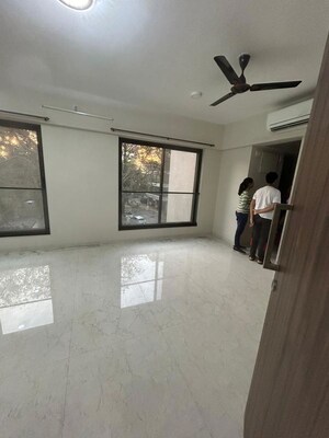 Living Room in 3 BHK Apartment at Chembur – for Rent