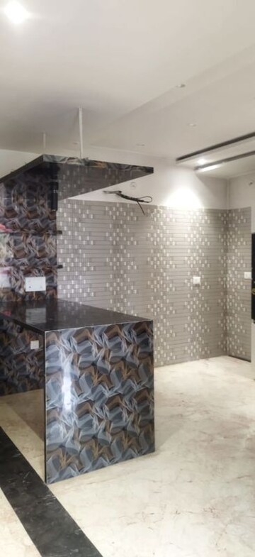 Bathroom in 3 BHK Builder Floor at Unitech Uniworld Resorts-The Residences, Sector 33 – for Rent