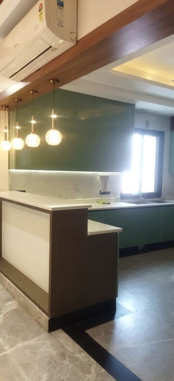 Kitchen in 3 BHK Builder Floor at Unitech Uniworld Resorts-The Residences, Sector 33 – for Rent