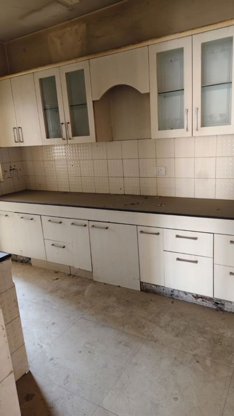 Kitchen, mapsko-krishna-apra-sapphire 3 Bedroom 1890 Sq.Ft. Apartment In Vaibhav Khand Ghaziabad 10086980