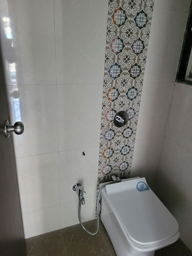 Bathroom, magarpatta-city-heliconia 1 Bedroom 610 Sq.Ft. Apartment In Hadapsar Pune 10086948