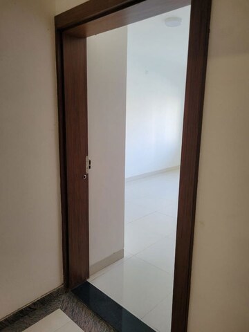 Room in 1 BHK Apartment at Magarpatta City Heliconia, Hadapsar – for Rent