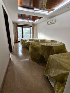 3 BHK + Servant Room Builder Floor For Sale in Greater Kailash