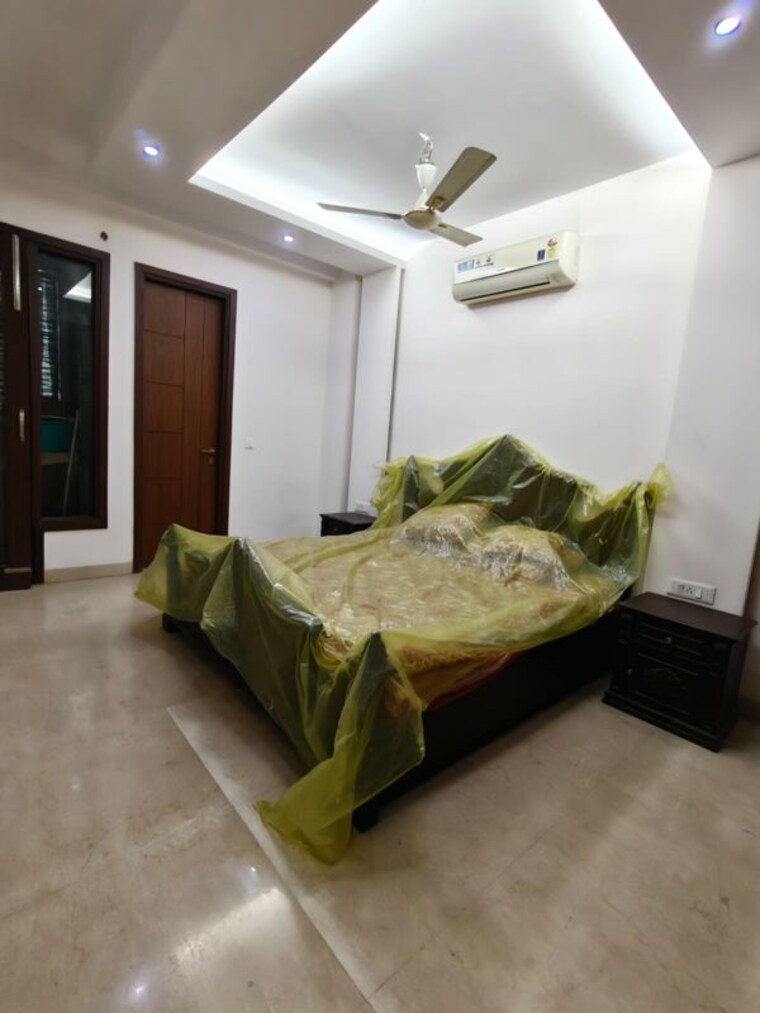 Bedroom, greater kailash 3 Bedroom 1872 Sq.Ft. Builder Floor In Greater Kailash Delhi 10086985