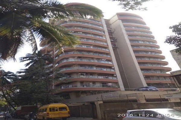2 BHK Apartment For Rent in Bandra West
