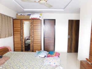 Master Bedroom in 2 BHK Apartment at Pride Park Royale, Andheri East – for Sale
