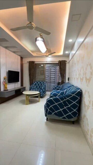 2 BHK Apartment For Rent in Arihant Poonam Garden, Mira Road