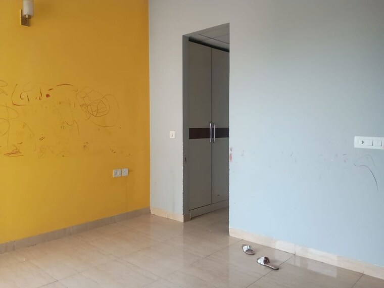 Room, gaur-sportswood 3 Bedroom 1700 Sq.Ft. Apartment In Sector 79 Noida 10087046