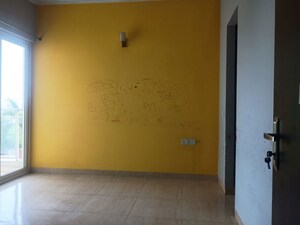 Room in 3 BHK Apartment at Gaur Sportswood, Sector 79 – for Rent