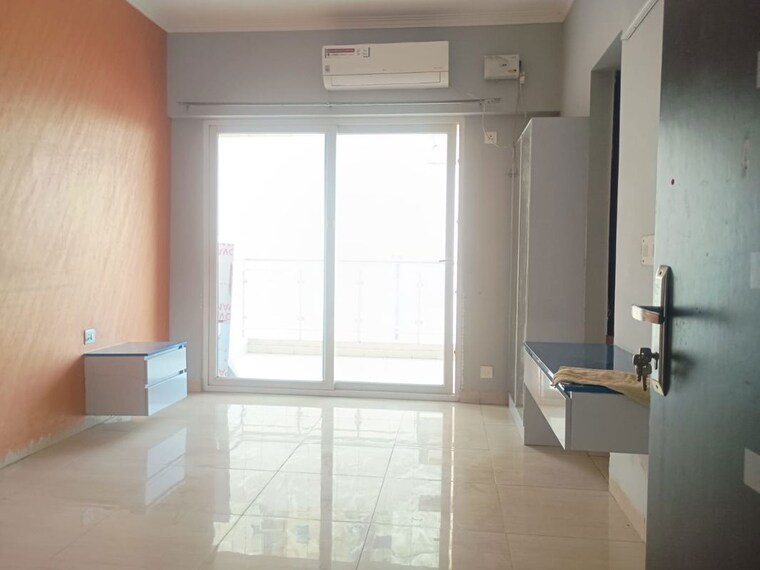 Room, gaur-sportswood 3 Bedroom 1700 Sq.Ft. Apartment In Sector 79 Noida 10087046
