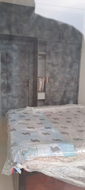 Room in 2 BHK Builder Floor at Pyramid Heights, Sector 85 – for Sale