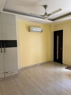 2 BHK Apartment For Rent in Pyramid Midtown