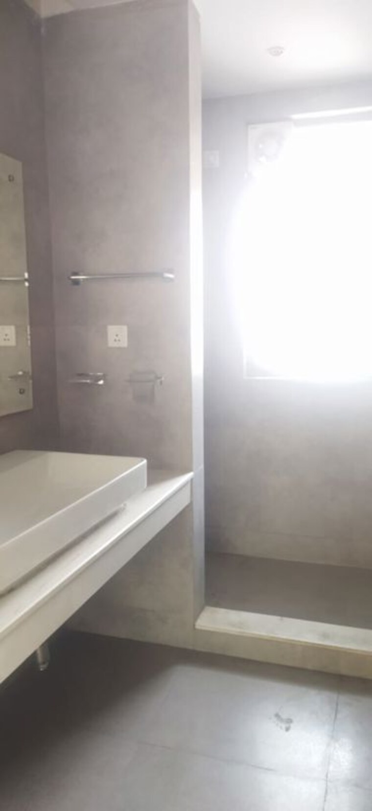 Bathroom, unitech-uniworld-resorts-the-residences 5 Bedroom 6750 Sq.Ft. Villa In Sector 33 Gurgaon 10086760