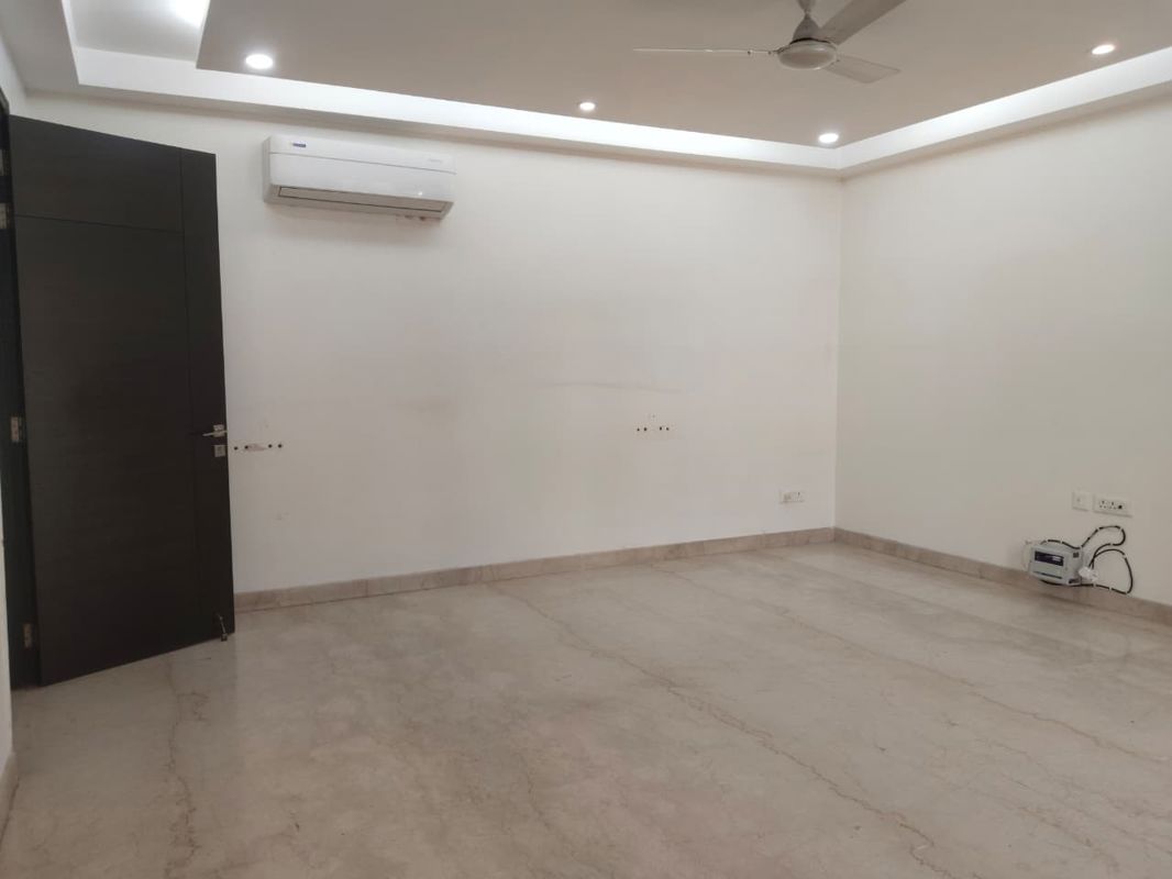 4 BHK + Servant Room Builder Floor For Rent in Greater Kailash II