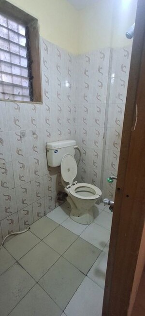 Bathroom in 2 BHK Apartment at Serenity Heights, Malad West – for Rent