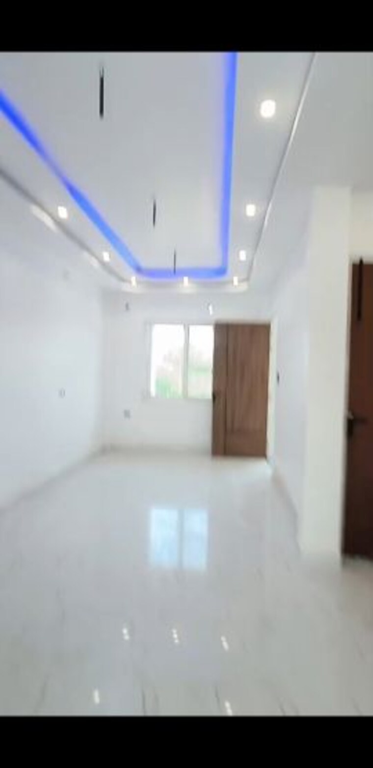 Room, indira nagar 3.5 Bedroom 1850 Sq.Ft. Villa In Indira Nagar Lucknow 10087208